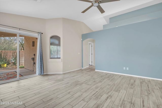 8698 N Joanna Drive, Tucson, AZ 85742