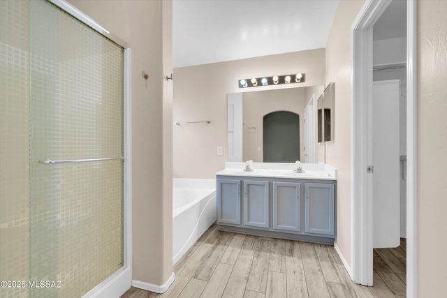 8698 N Joanna Drive, Tucson, AZ 85742