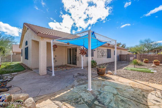 8698 N Joanna Drive, Tucson, AZ 85742