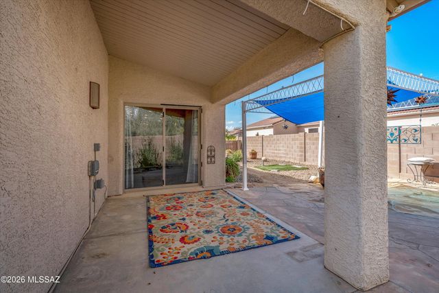 8698 N Joanna Drive, Tucson, AZ 85742