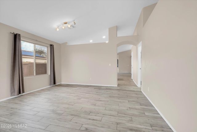 8698 N Joanna Drive, Tucson, AZ 85742