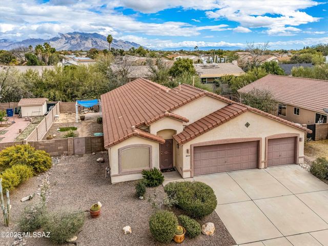8698 N Joanna Drive, Tucson, AZ 85742