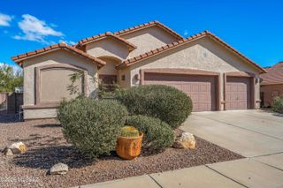 8698 N Joanna Drive, Tucson, AZ 85742