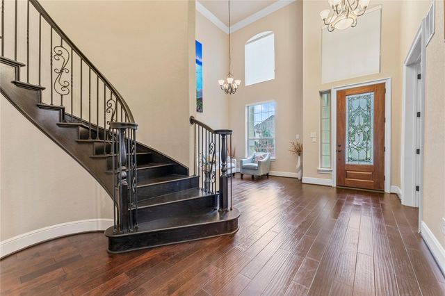 15611 Lake Iris Drive, Houston, TX 77070