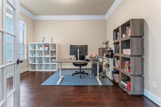 15611 Lake Iris Drive, Houston, TX 77070