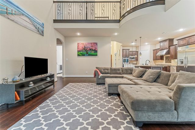 15611 Lake Iris Drive, Houston, TX 77070