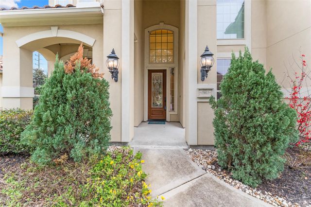 15611 Lake Iris Drive, Houston, TX 77070