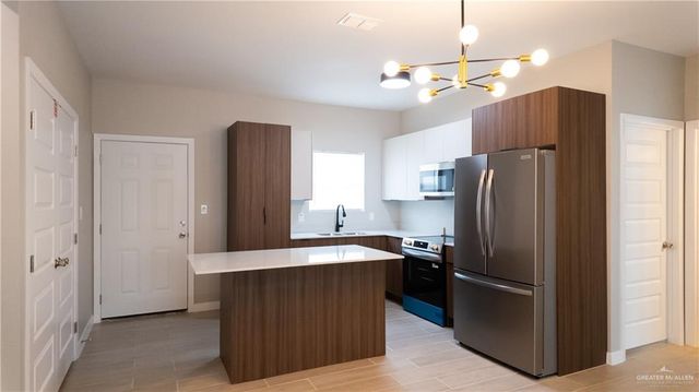 705 Deanne Drive, Weslaco, TX 78596