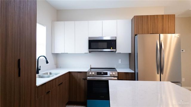 705 Deanne Drive, Weslaco, TX 78596