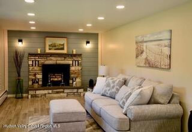 313 Pine Circle, Ghent, NY 12075