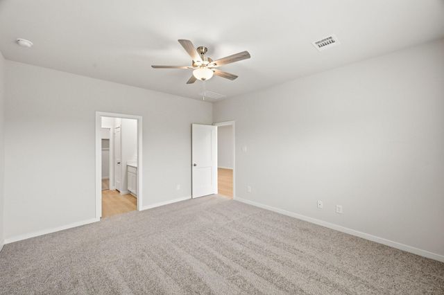 128 Rising Cedar Lane, Hockley, TX 77447