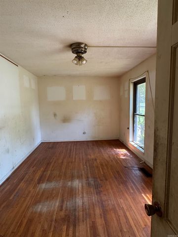 804 Gregory Street, Jacksonville, AR 72076