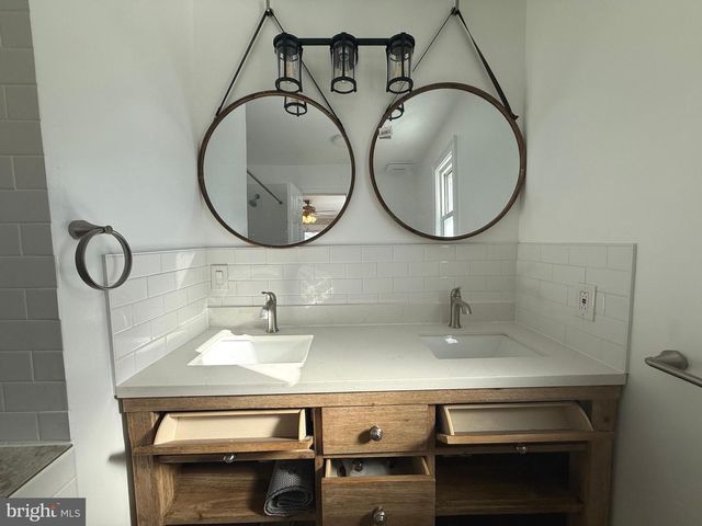 7419 FARNUM ST, Springfield, VA 22151