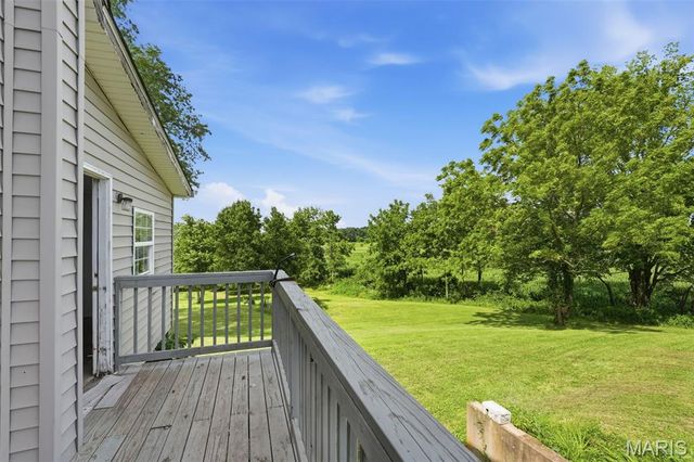 1533 Hilltop Lane, St Louis, MO 63138