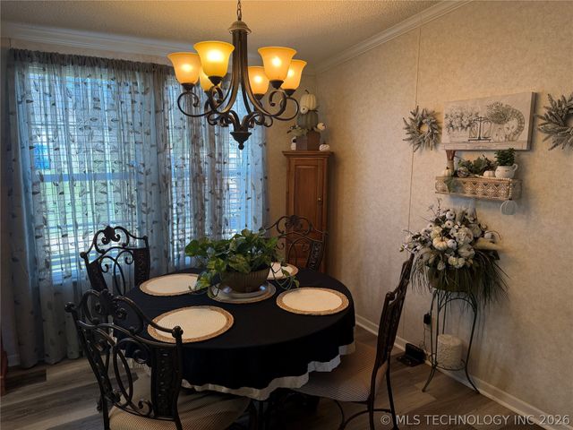 608 W Curtis, Calera, OK 74730