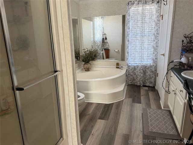 608 W Curtis, Calera, OK 74730