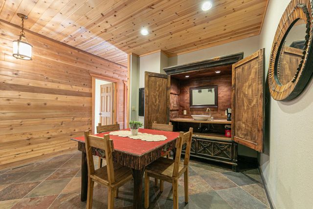 12817 Stockholm Way, Truckee, CA 96161