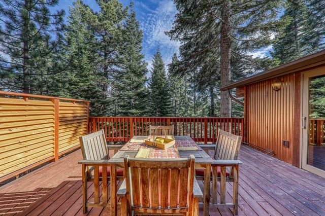 12817 Stockholm Way, Truckee, CA 96161