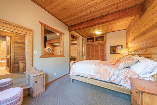 12817 Stockholm Way, Truckee, CA 96161