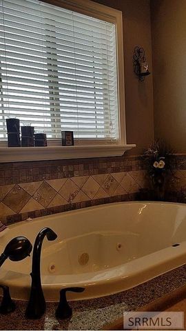 5050 E Tildy Lane, Ammon, ID 83401