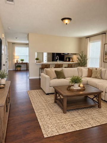 908 Guadalupe ST B, Lockhart, TX 78644