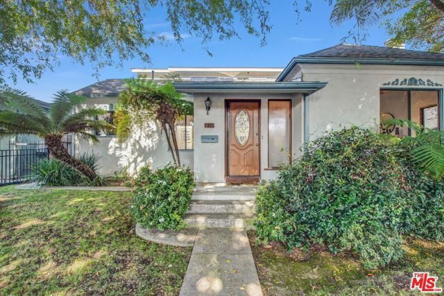 1013 Bay Street, Santa Monica, CA 90405