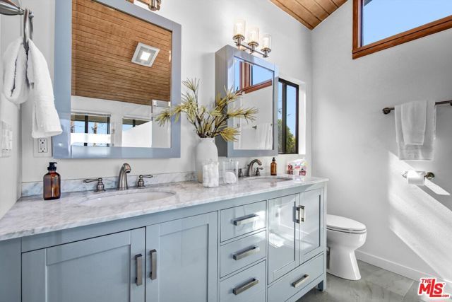 1013 Bay Street, Santa Monica, CA 90405