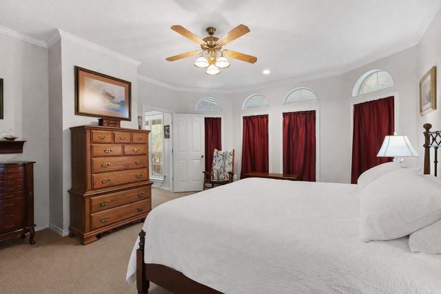 1001 Hemingway Drive, College Station, TX 77845