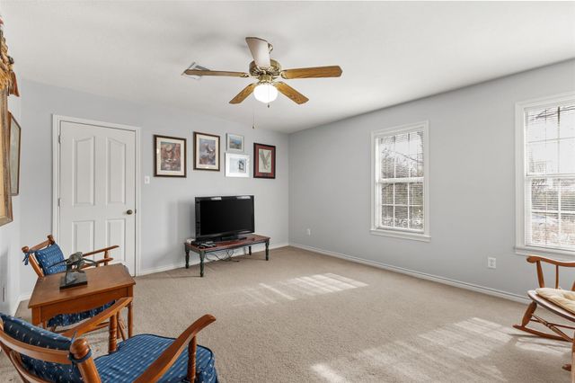 1001 Hemingway Drive, College Station, TX 77845