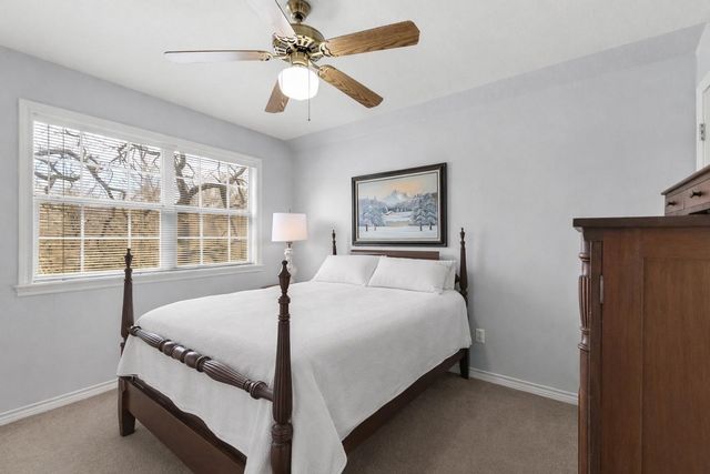 1001 Hemingway Drive, College Station, TX 77845