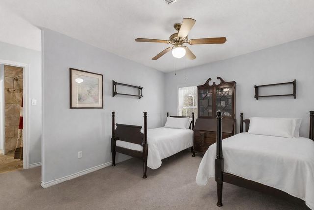 1001 Hemingway Drive, College Station, TX 77845