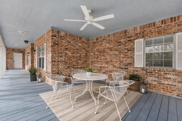 1001 Hemingway Drive, College Station, TX 77845