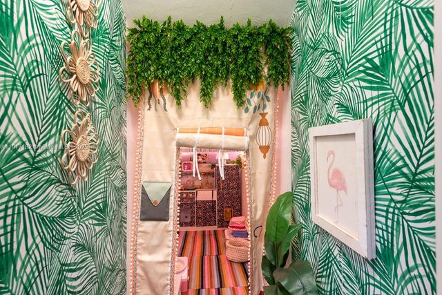 9400 E Broadview Dr, Bay Harbor Islands, FL 33154