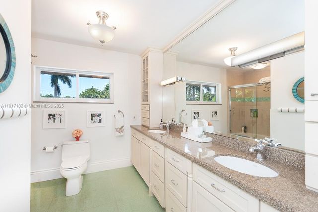 9400 E Broadview Dr, Bay Harbor Islands, FL 33154