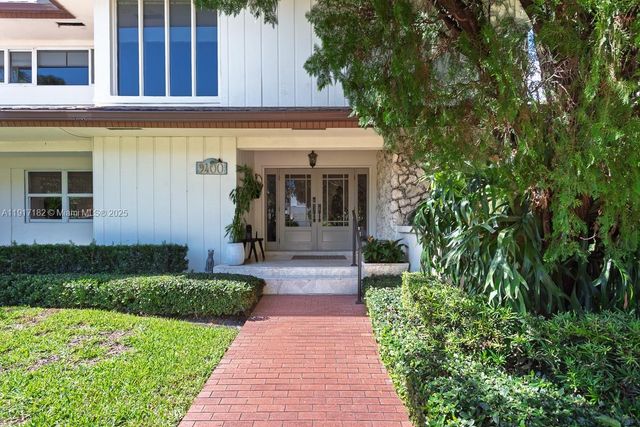 9400 E Broadview Dr, Bay Harbor Islands, FL 33154