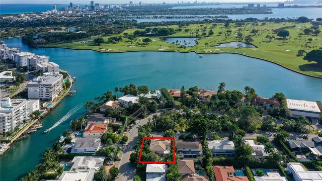 9400 E Broadview Dr, Bay Harbor Islands, FL 33154