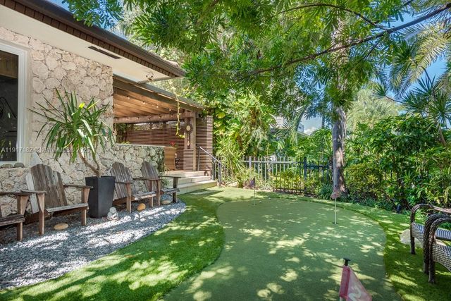 9400 E Broadview Dr, Bay Harbor Islands, FL 33154