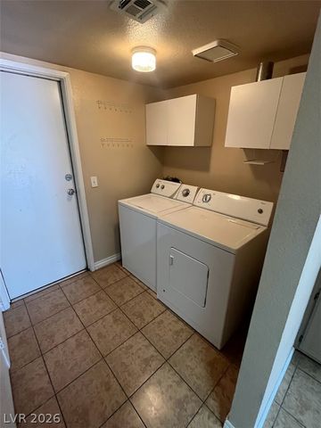 914 Scarlet Ridge Drive, Las Vegas, NV 89128