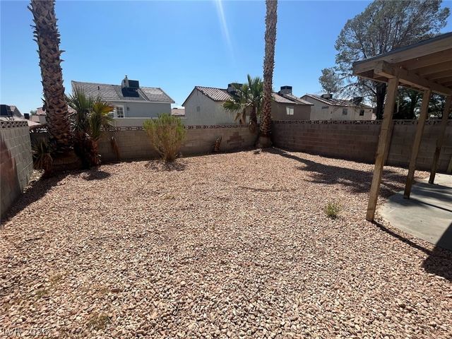 914 Scarlet Ridge Drive, Las Vegas, NV 89128