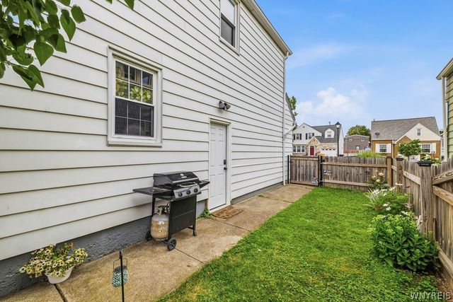73 Linden Avenue, Tonawanda, NY 14217