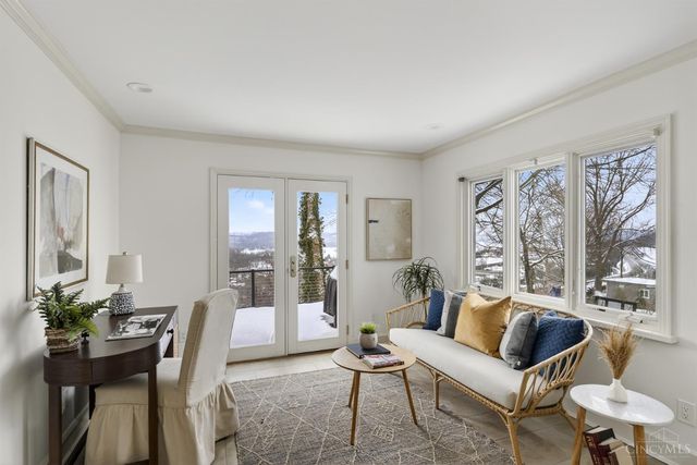 1002 Richwood Circle, Cincinnati, OH 45208