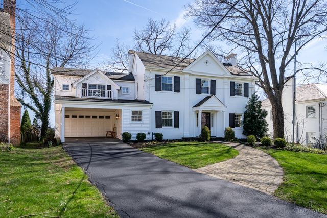 1002 Richwood Circle, Cincinnati, OH 45208