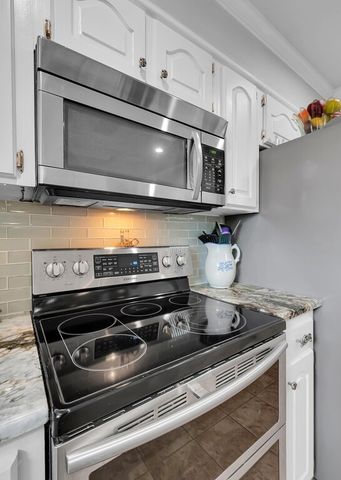 1065 Dendron Drive, Hewitt, TX 76643