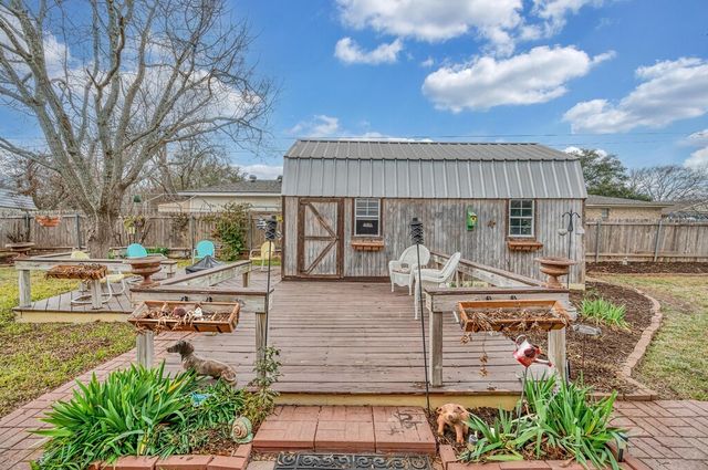 1065 Dendron Drive, Hewitt, TX 76643