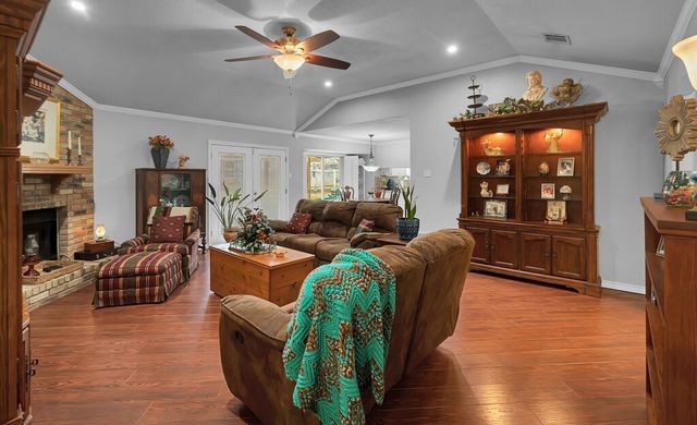 1065 Dendron Drive, Hewitt, TX 76643