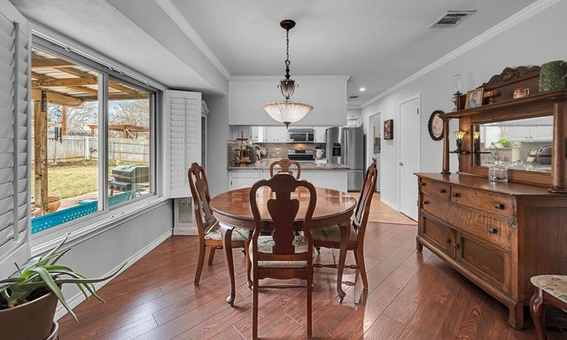 1065 Dendron Drive, Hewitt, TX 76643