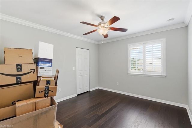 1517 Birdie DR, Naples, FL 34120