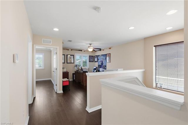 1517 Birdie DR, Naples, FL 34120