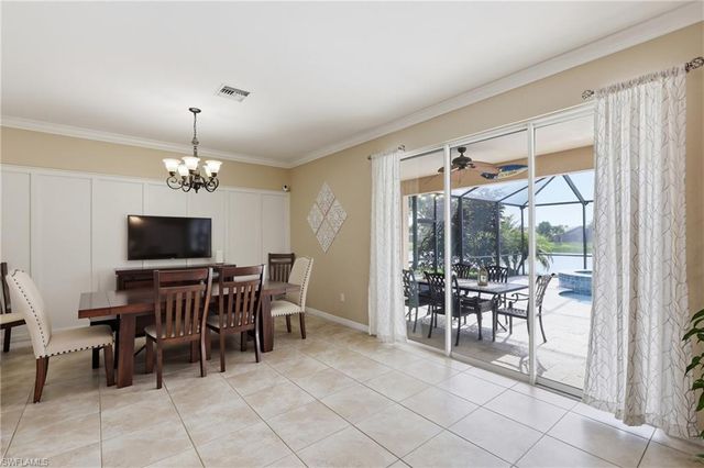 1517 Birdie DR, Naples, FL 34120