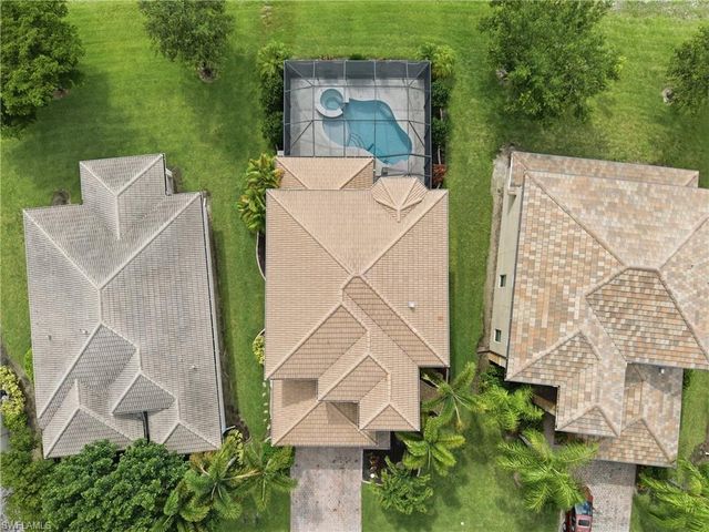 1517 Birdie DR, Naples, FL 34120
